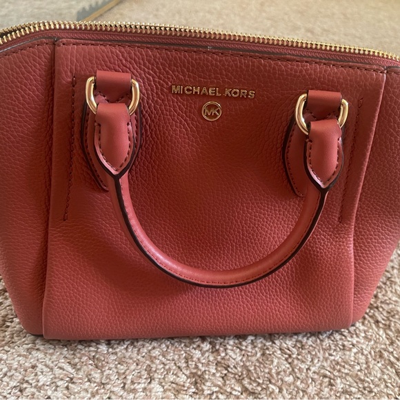 Tons of different things and prices - Picture 5 of 5